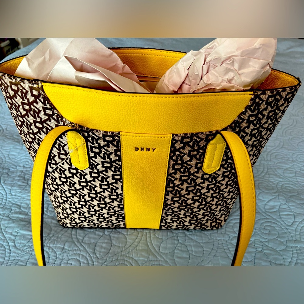 DKNY Noho Logo Print Tote Bag - pineapple yellow - NWOT
